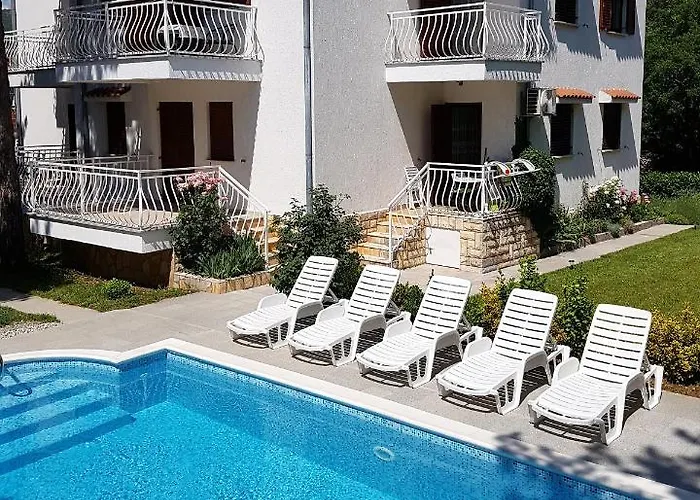 アパート With A Swimming Pool Jadranovo, Crikvenica - 12921 *