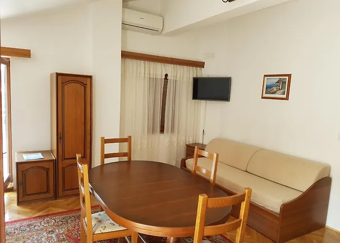 With A Swimming Pool Jadranovo, Crikvenica - 12921 شقة جادرانوفو