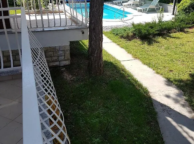 With A Swimming Pool Jadranovo, Crikvenica - 12921 شقة