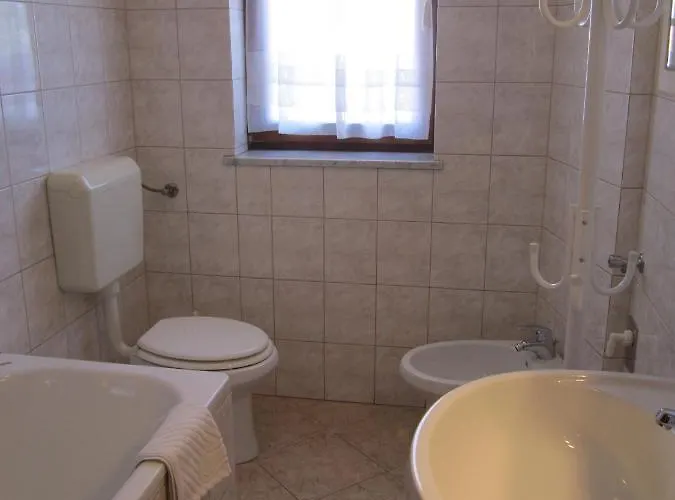 With A Swimming Pool Jadranovo, Crikvenica - 12921 شقة *